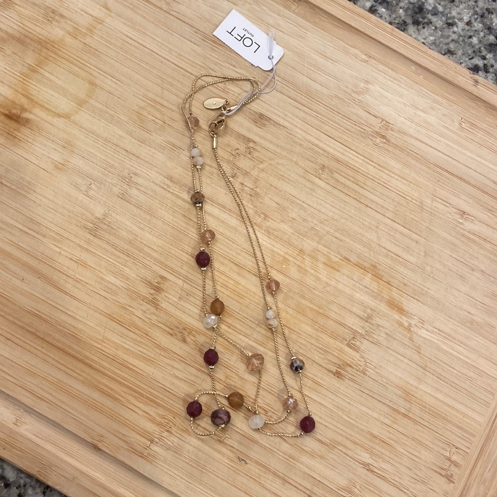 Loft outlet necklace collarbone length.